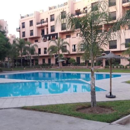 Appartement Confortable Avec 5 Piscines Marrakesh Exterior foto