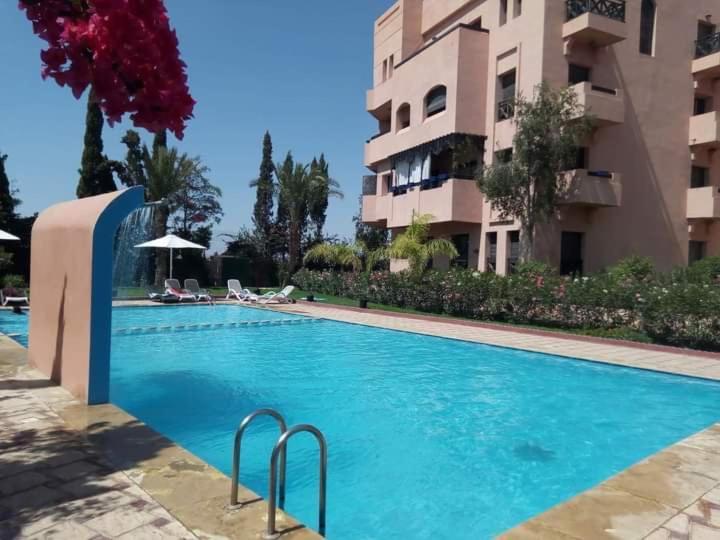 Appartement Confortable Avec 5 Piscines Marrakesh Exterior foto