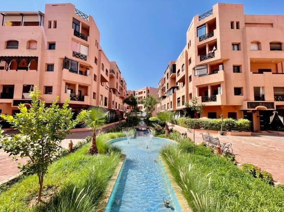 Appartement Confortable Avec 5 Piscines Marrakesh Exterior foto