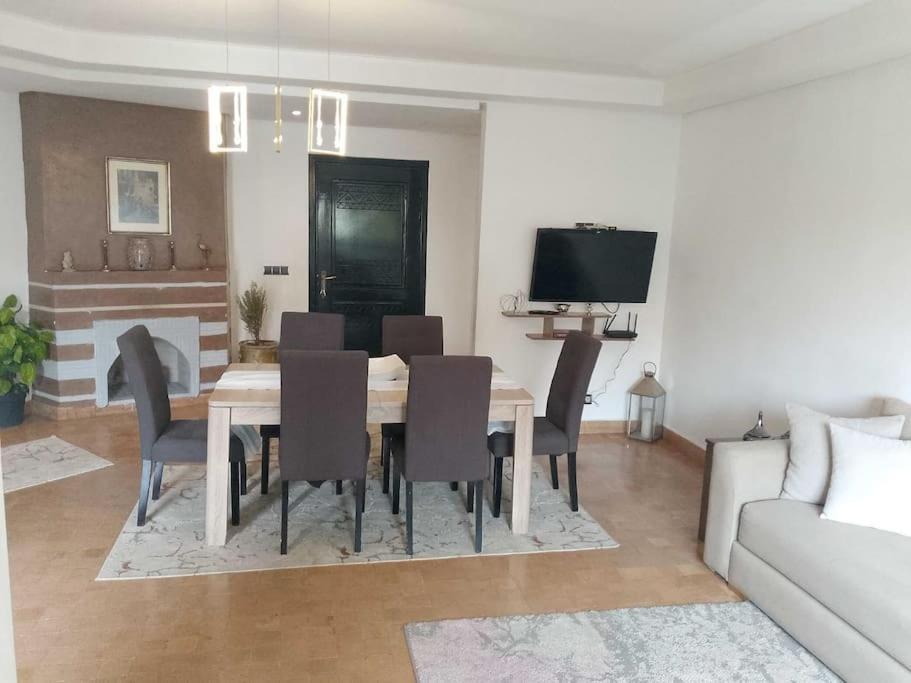 Appartement Confortable Avec 5 Piscines Marrakesh Exterior foto